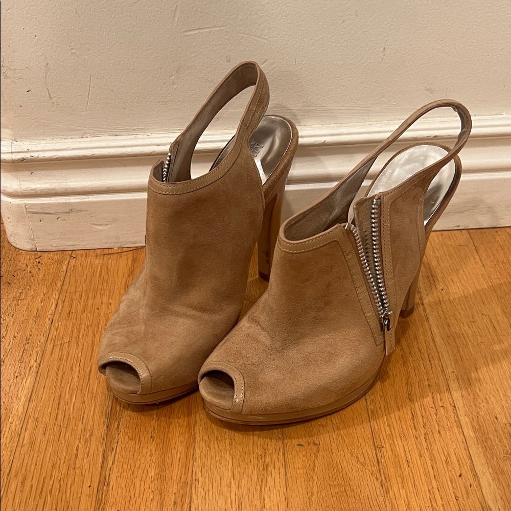MICHAEL Michael Kors Tan Slingback Heels